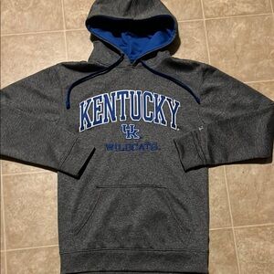 Champion University of Kentucky Wildcats embroidered hooded pullover